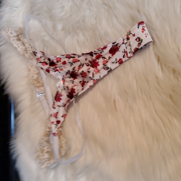 🍋**1 Small Left**For Love and Lemons x VS Melrose Thong Panties - Picture 4 of 5